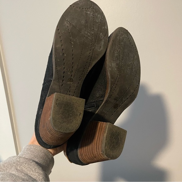 Dolce Vita Ankle Boots - Picture 5 of 5